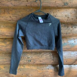GymShark midriff long sleeve shirt.  NWOT. Super stretchy and flattering 🖤